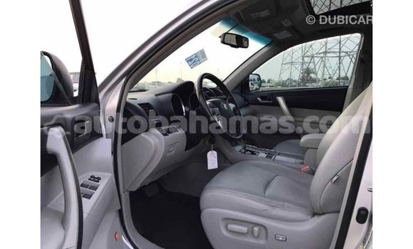 Buy Import Toyota Highlander Other Car in Import - Dubai in Abaco Buy Import Toyota Highlander Other Car in Import - Dubai in Abaco