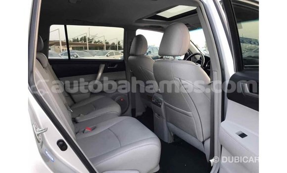 Buy Import Toyota Highlander Other Car in Import - Dubai in Abaco Buy Import Toyota Highlander Other Car in Import - Dubai in Abaco