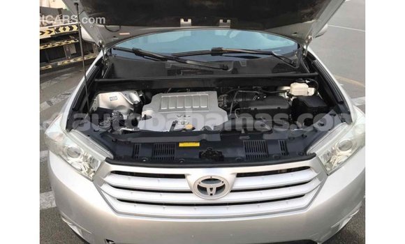 Buy Import Toyota Highlander Other Car in Import - Dubai in Abaco Buy Import Toyota Highlander Other Car in Import - Dubai in Abaco