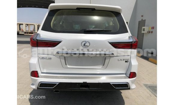 Buy Import Lexus LX White Car in Import - Dubai in Abaco