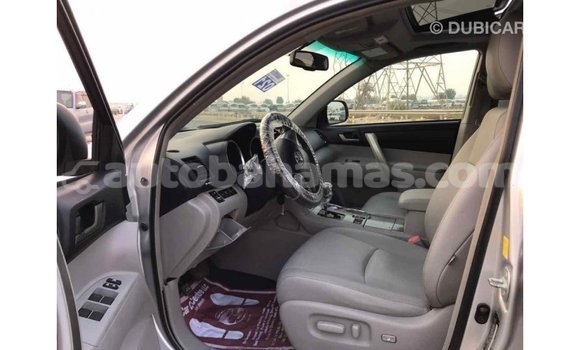 Buy Import Toyota Highlander Other Car in Import - Dubai in Abaco Buy Import Toyota Highlander Other Car in Import - Dubai in Abaco