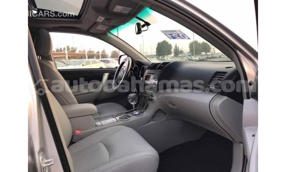 Buy Import Toyota Highlander Other Car in Import - Dubai in Abaco Buy Import Toyota Highlander Other Car in Import - Dubai in Abaco