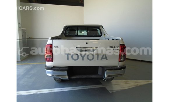 Buy Import Toyota Hilux White Car in Import - Dubai in Abaco Buy Import Toyota Hilux White Car in Import - Dubai in Abaco