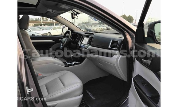 Buy Import Toyota Highlander Other Car in Import - Dubai in Abaco Buy Import Toyota Highlander Other Car in Import - Dubai in Abaco