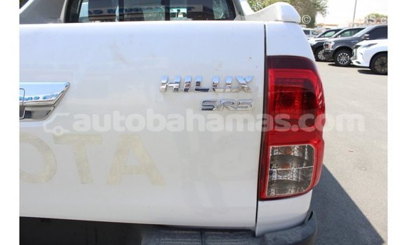 Buy Import Toyota Hilux White Car in Import - Dubai in Abaco Buy Import Toyota Hilux White Car in Import - Dubai in Abaco