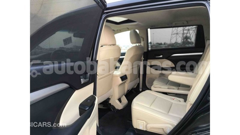 Big with watermark toyota highlander abaco import dubai 1174
