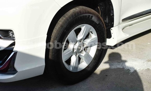 Buy Import Toyota Prado White Car in Import - Dubai in Abaco Buy Import Toyota Prado White Car in Import - Dubai in Abaco