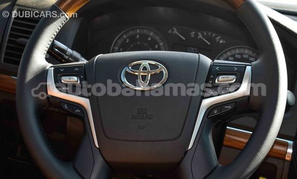 Buy Import Toyota Land Cruiser White Car in Import - Dubai in Abaco Buy Import Toyota Land Cruiser White Car in Import - Dubai in Abaco
