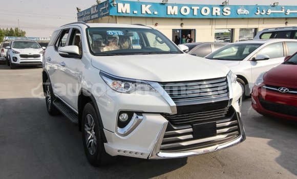 Buy Import Toyota Fortuner White Car in Import - Dubai in Abaco Buy Import Toyota Fortuner White Car in Import - Dubai in Abaco