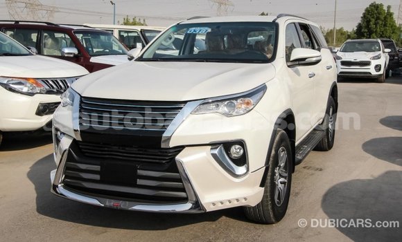 Buy Import Toyota Fortuner White Car in Import - Dubai in Abaco Buy Import Toyota Fortuner White Car in Import - Dubai in Abaco