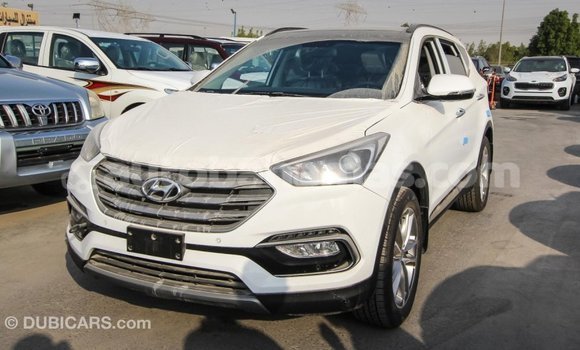Buy Import Hyundai Santa Fe White Car in Import - Dubai in Abaco Buy Import Hyundai Santa Fe White Car in Import - Dubai in Abaco