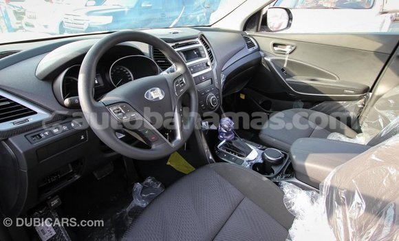 Buy Import Hyundai Santa Fe White Car in Import - Dubai in Abaco Buy Import Hyundai Santa Fe White Car in Import - Dubai in Abaco