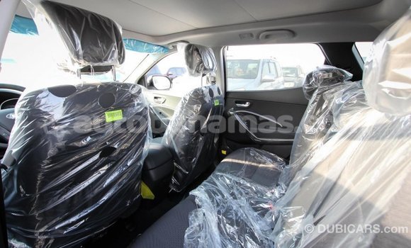 Buy Import Hyundai Santa Fe White Car in Import - Dubai in Abaco Buy Import Hyundai Santa Fe White Car in Import - Dubai in Abaco