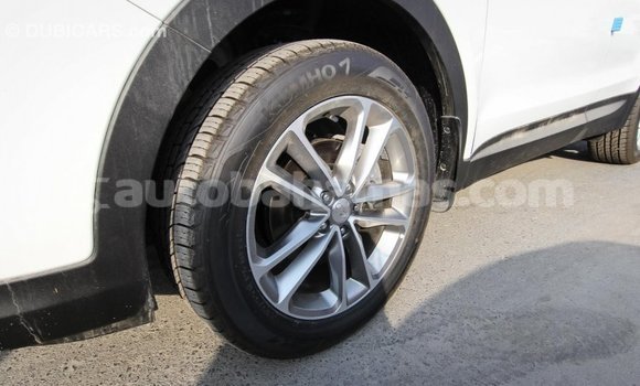 Buy Import Hyundai Santa Fe White Car in Import - Dubai in Abaco Buy Import Hyundai Santa Fe White Car in Import - Dubai in Abaco