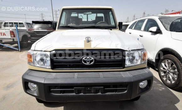Buy Import Toyota Land Cruiser Beige Car in Import - Dubai in Abaco Buy Import Toyota Land Cruiser Beige Car in Import - Dubai in Abaco