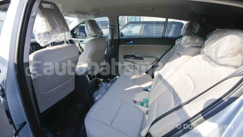 Big with watermark kia sportage abaco import dubai 1204