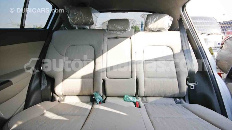 Big with watermark kia sportage abaco import dubai 1204