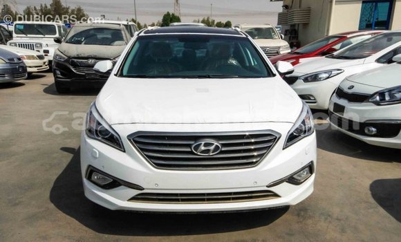 Buy Import Hyundai Sonata White Car in Import - Dubai in Abaco Buy Import Hyundai Sonata White Car in Import - Dubai in Abaco