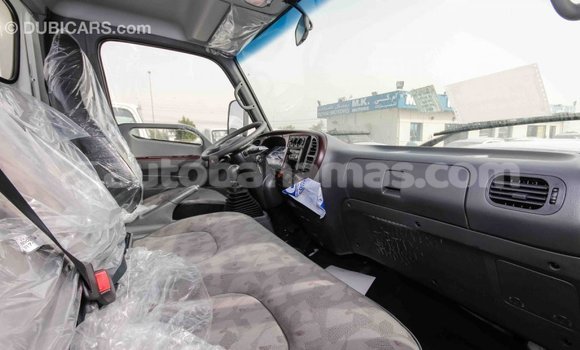 Buy Import Hyundai Accent White Car in Import - Dubai in Abaco Buy Import Hyundai Accent White Car in Import - Dubai in Abaco