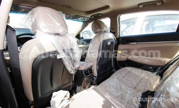 Buy Import Hyundai Elantra White Car in Import - Dubai in Abaco Buy Import Hyundai Elantra White Car in Import - Dubai in Abaco