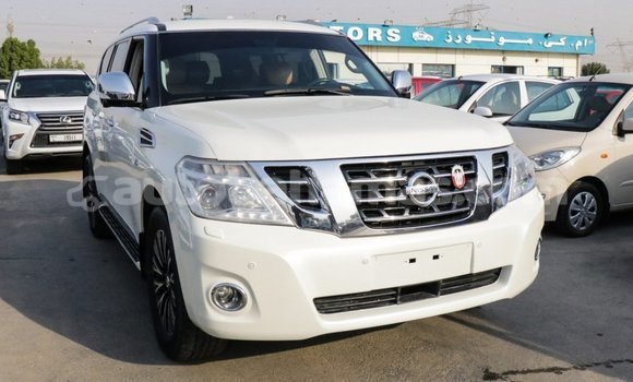 Buy Import Nissan Patrol White Car in Import - Dubai in Abaco Buy Import Nissan Patrol White Car in Import - Dubai in Abaco