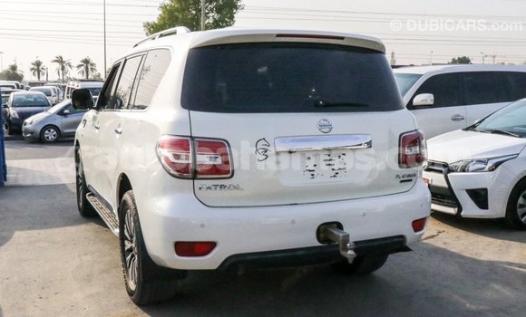 Buy Import Nissan Patrol White Car in Import - Dubai in Abaco Buy Import Nissan Patrol White Car in Import - Dubai in Abaco