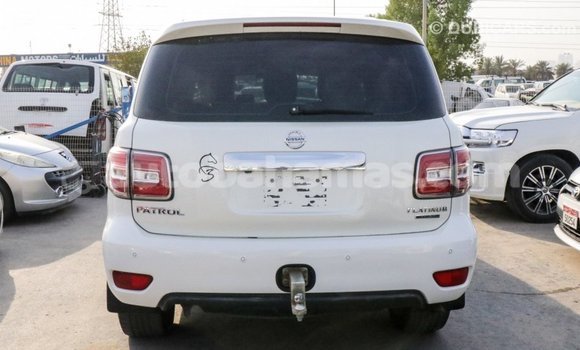 Buy Import Nissan Patrol White Car in Import - Dubai in Abaco Buy Import Nissan Patrol White Car in Import - Dubai in Abaco