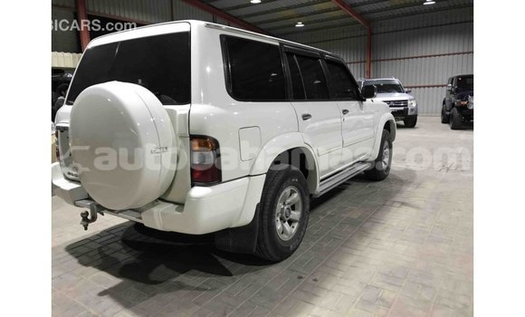 Buy Import Nissan Patrol White Car in Import - Dubai in Abaco Buy Import Nissan Patrol White Car in Import - Dubai in Abaco