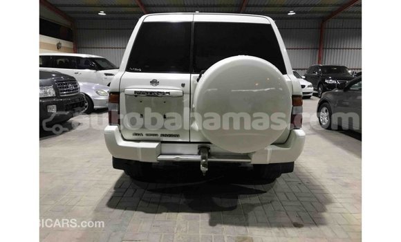 Buy Import Nissan Patrol White Car in Import - Dubai in Abaco Buy Import Nissan Patrol White Car in Import - Dubai in Abaco