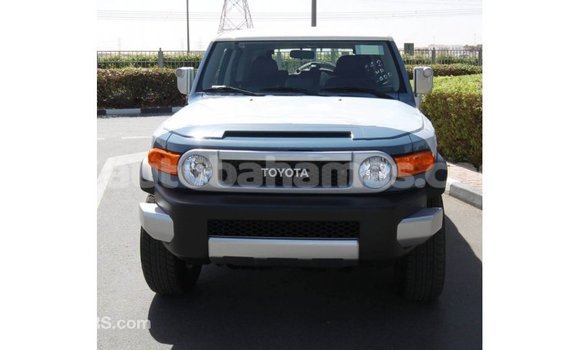 Buy Import Toyota FJ Cruiser Blue Car in Import - Dubai in Abaco Buy Import Toyota FJ Cruiser Blue Car in Import - Dubai in Abaco