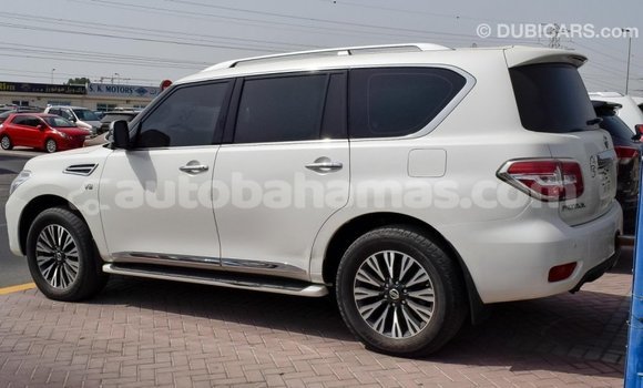 Buy Import Nissan Patrol White Car in Import - Dubai in Abaco Buy Import Nissan Patrol White Car in Import - Dubai in Abaco