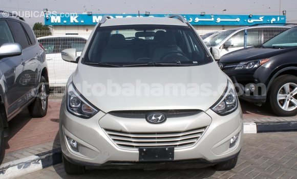 Buy Import Hyundai Tucson Beige Car in Import - Dubai in Abaco Buy Import Hyundai Tucson Beige Car in Import - Dubai in Abaco