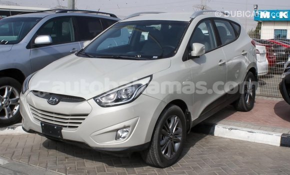 Buy Import Hyundai Tucson Beige Car in Import - Dubai in Abaco Buy Import Hyundai Tucson Beige Car in Import - Dubai in Abaco