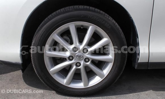 Buy Import Toyota Previa White Car in Import - Dubai in Abaco Buy Import Toyota Previa White Car in Import - Dubai in Abaco