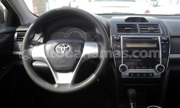 Buy Import Toyota Camry White Car in Import - Dubai in Abaco Buy Import Toyota Camry White Car in Import - Dubai in Abaco