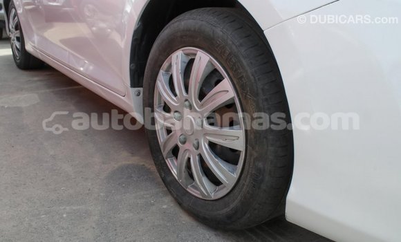 Buy Import Toyota Camry White Car in Import - Dubai in Abaco Buy Import Toyota Camry White Car in Import - Dubai in Abaco