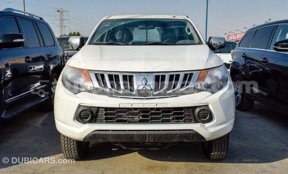 Buy Import Mitsubishi L200 White Car in Import - Dubai in Abaco Buy Import Mitsubishi L200 White Car in Import - Dubai in Abaco