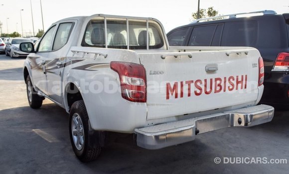 Buy Import Mitsubishi L200 White Car in Import - Dubai in Abaco Buy Import Mitsubishi L200 White Car in Import - Dubai in Abaco