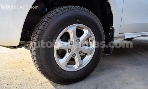 Buy Import Mitsubishi L200 White Car in Import - Dubai in Abaco Buy Import Mitsubishi L200 White Car in Import - Dubai in Abaco