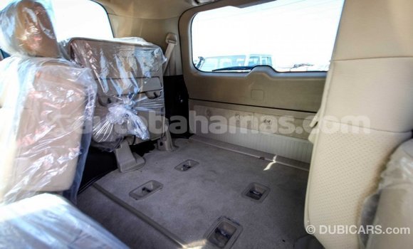 Buy Import Toyota Land Cruiser White Car in Import - Dubai in Abaco Buy Import Toyota Land Cruiser White Car in Import - Dubai in Abaco