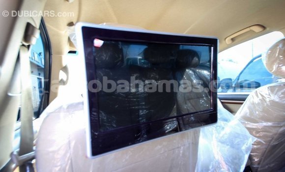 Buy Import Toyota Land Cruiser White Car in Import - Dubai in Abaco Buy Import Toyota Land Cruiser White Car in Import - Dubai in Abaco