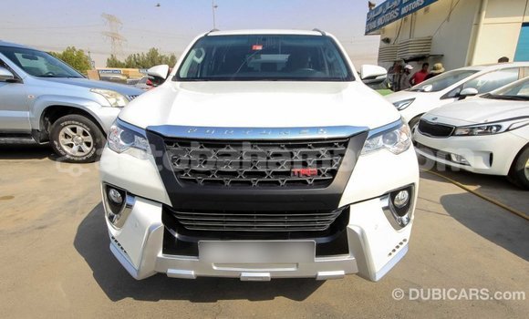 Buy Import Toyota Fortuner White Car in Import - Dubai in Abaco Buy Import Toyota Fortuner White Car in Import - Dubai in Abaco