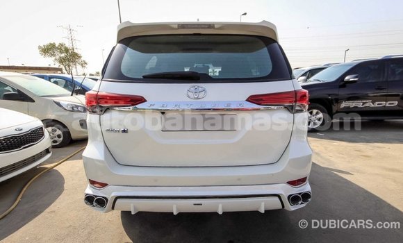 Buy Import Toyota Fortuner White Car in Import - Dubai in Abaco Buy Import Toyota Fortuner White Car in Import - Dubai in Abaco