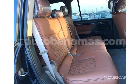 Buy Import Toyota Land Cruiser Black Car in Import - Dubai in Abaco Buy Import Toyota Land Cruiser Black Car in Import - Dubai in Abaco