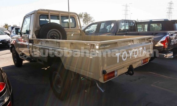 Buy Import Toyota Land Cruiser Beige Car in Import - Dubai in Abaco Buy Import Toyota Land Cruiser Beige Car in Import - Dubai in Abaco