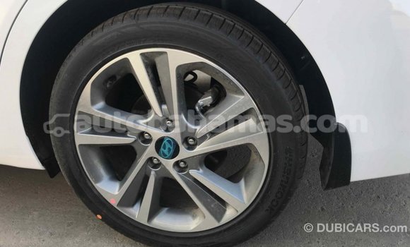 Buy Import Hyundai Elantra White Car in Import - Dubai in Abaco Buy Import Hyundai Elantra White Car in Import - Dubai in Abaco