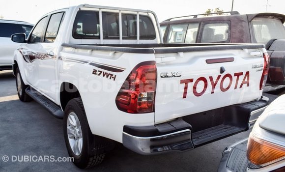 Buy Import Toyota Hilux White Car in Import - Dubai in Abaco Buy Import Toyota Hilux White Car in Import - Dubai in Abaco