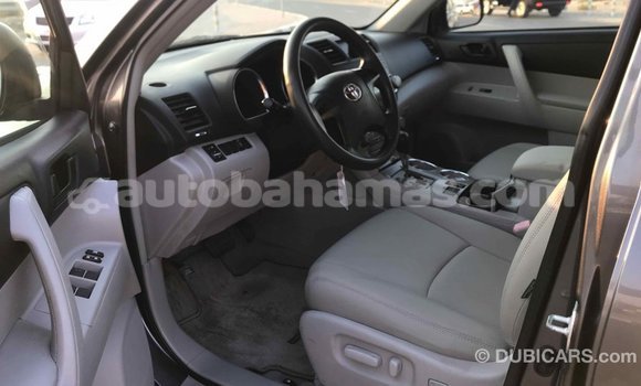 Buy Import Toyota Highlander Other Car in Import - Dubai in Abaco Buy Import Toyota Highlander Other Car in Import - Dubai in Abaco