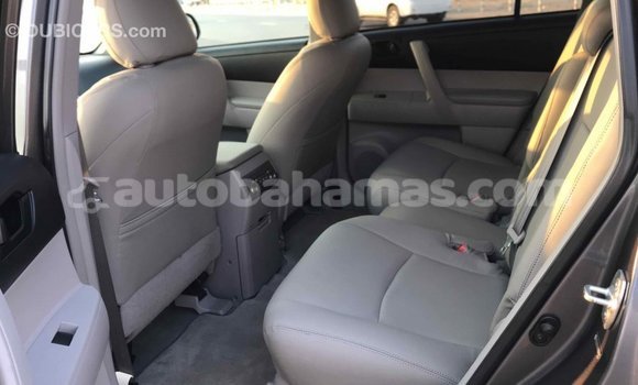 Buy Import Toyota Highlander Other Car in Import - Dubai in Abaco Buy Import Toyota Highlander Other Car in Import - Dubai in Abaco