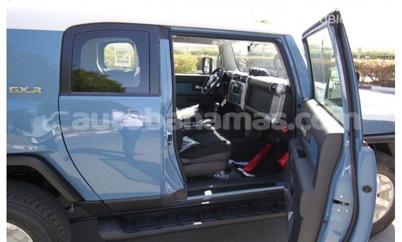 Buy Import Toyota FJ Cruiser Blue Car in Import - Dubai in Abaco Buy Import Toyota FJ Cruiser Blue Car in Import - Dubai in Abaco